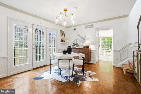 $795,000 | 4607 MacArthur Boulevard Northwest, Unit B, Washington, DC 20007