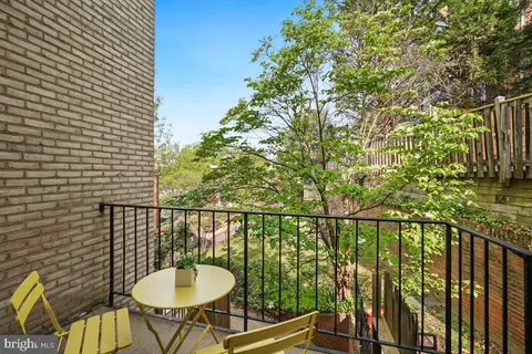 $795,000 | 4607 MacArthur Boulevard Northwest, Unit B, Washington, DC 20007