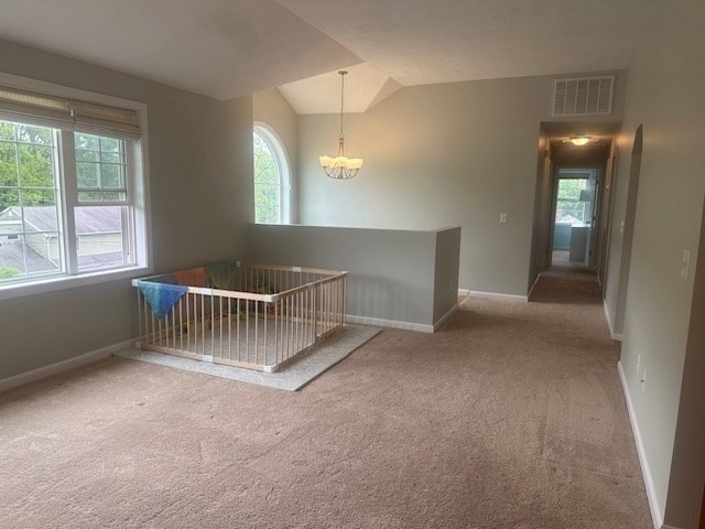 23 Stoneleigh Road Worcester, MA 01606 - Photo 9 of 34 Gallery Image 9