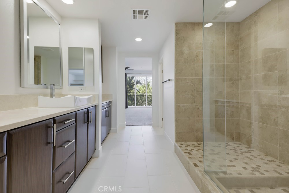 75 Lennox Irvine, CA 92612 - Photo 37 of 71