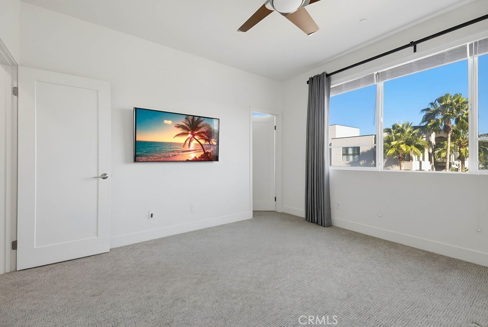 75 Lennox Irvine, CA 92612 - Photo 47 of 73