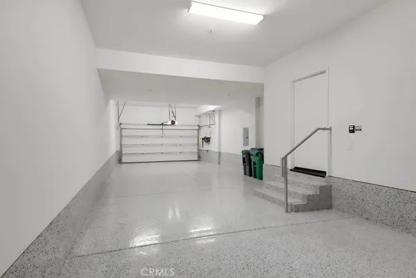 $5,800 | 75 Lennox, Irvine, CA 92612