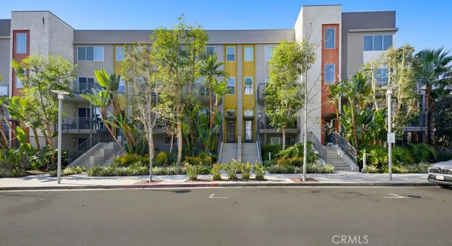 $6,200 | 75 Lennox, Irvine, CA 92612