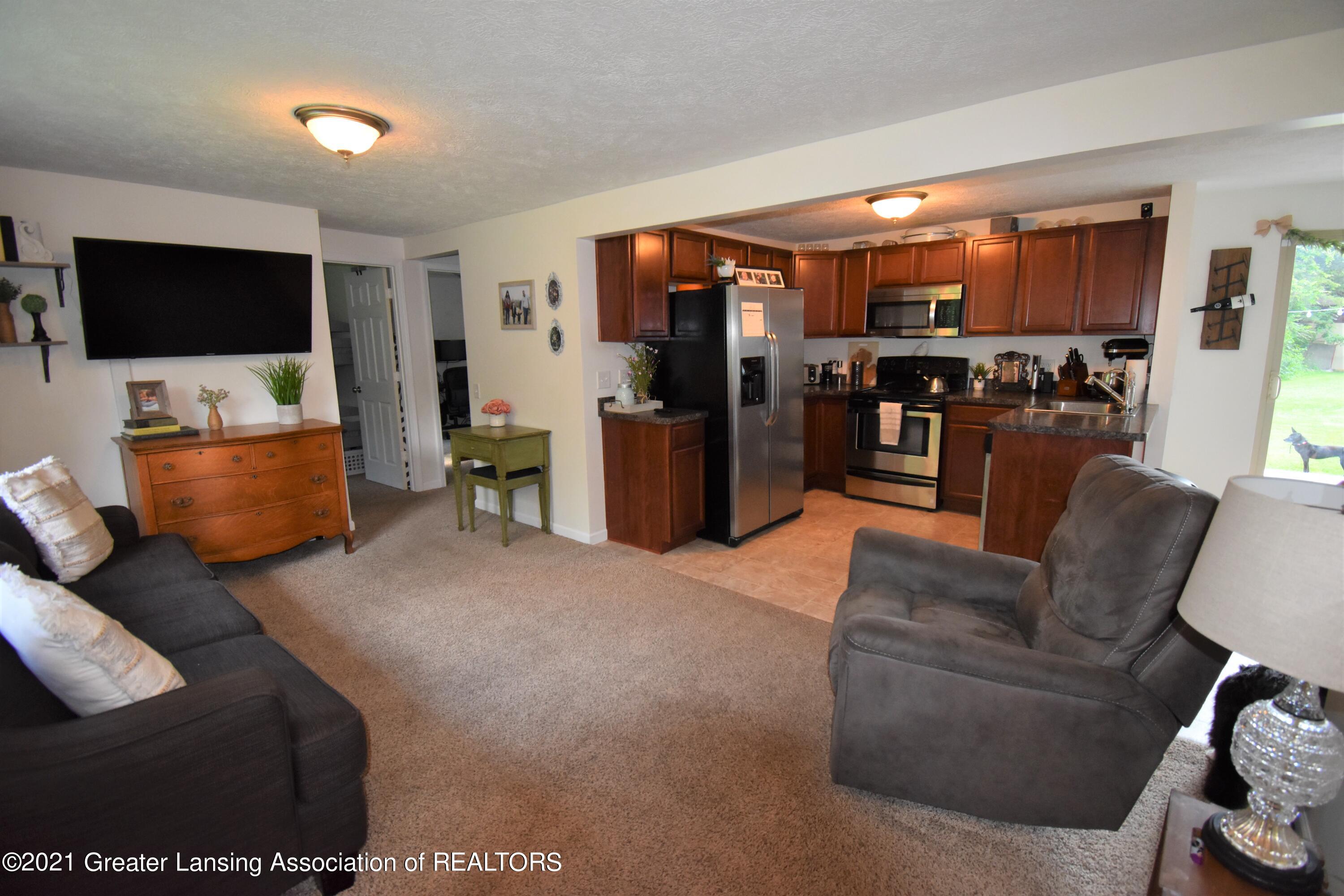 15370 Peacock Road Haslett, MI 48840 - Photo 5 of 24 DSC_0101