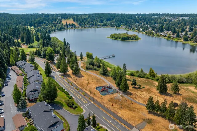 $419,000 | 23509 Lakeview Drive, Unit A101, Mountlake Terrace, WA 98043