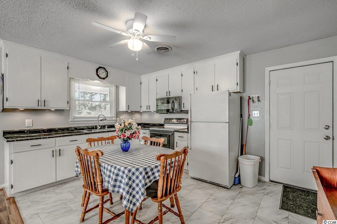 104 Eaddy Street Hemingway, SC 29554 - Photo 7 of 24