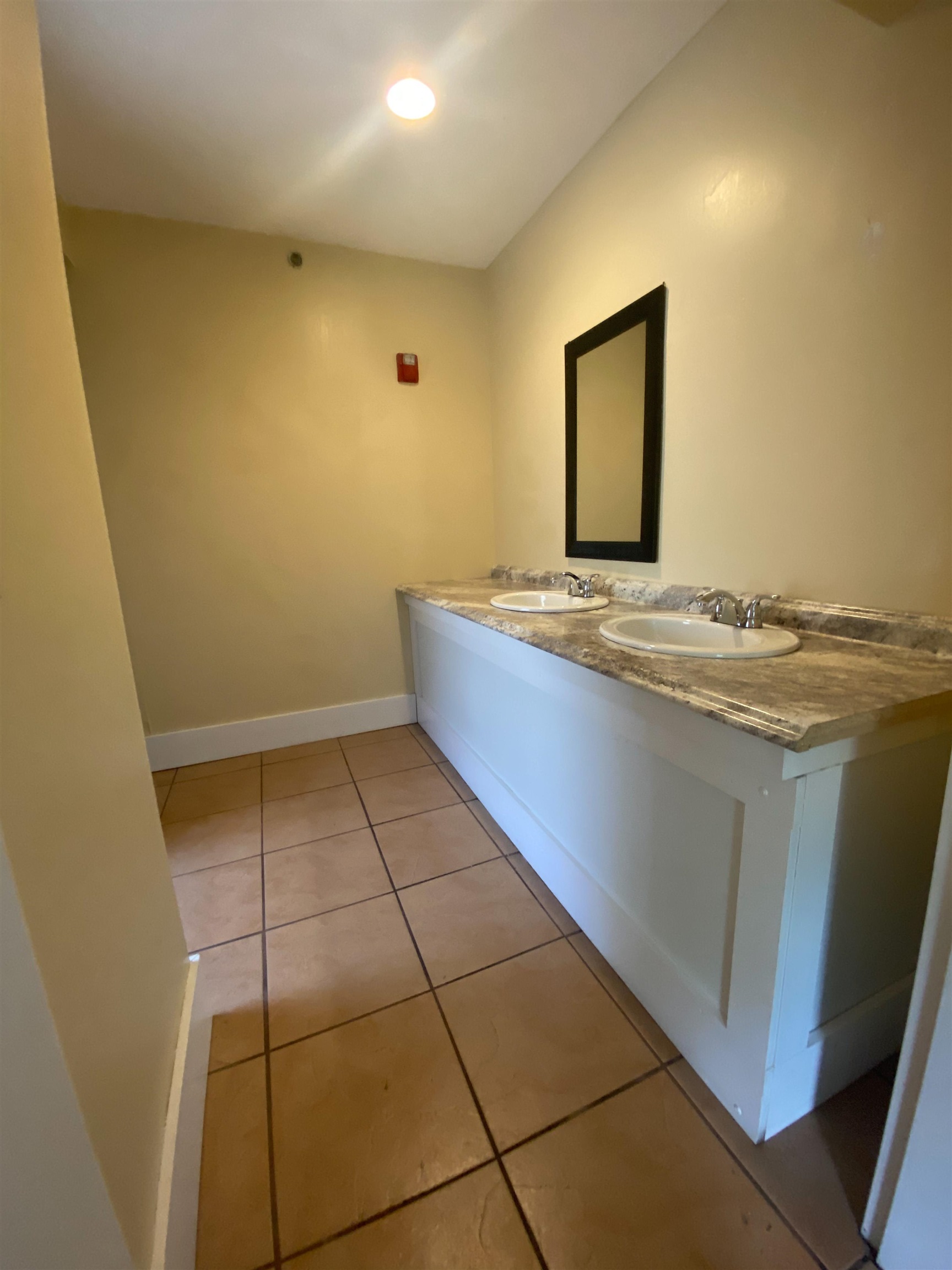 57 Winchester Street Keene, NH 03431 - Photo 20 of 24