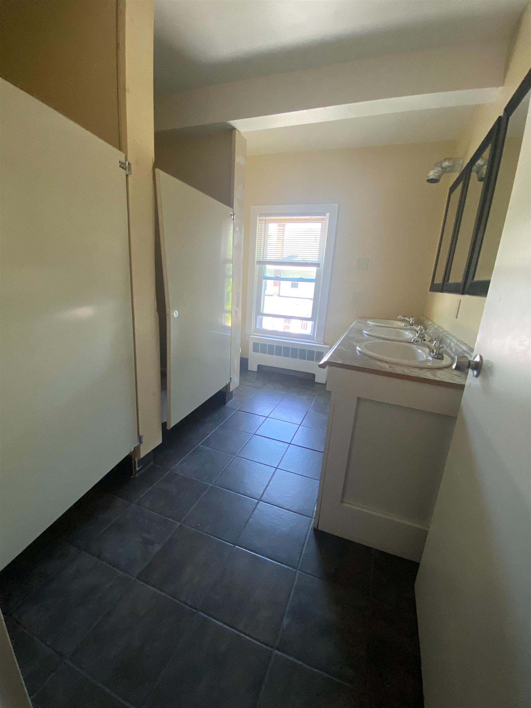 57 Winchester Street Keene, NH 03431 - Photo 5 of 24