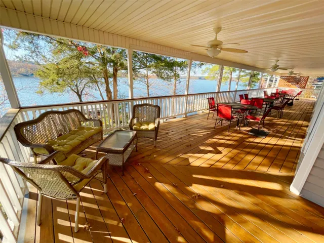 $899,000 | 462 Dogwood Lane West, Crockett, TX 75835