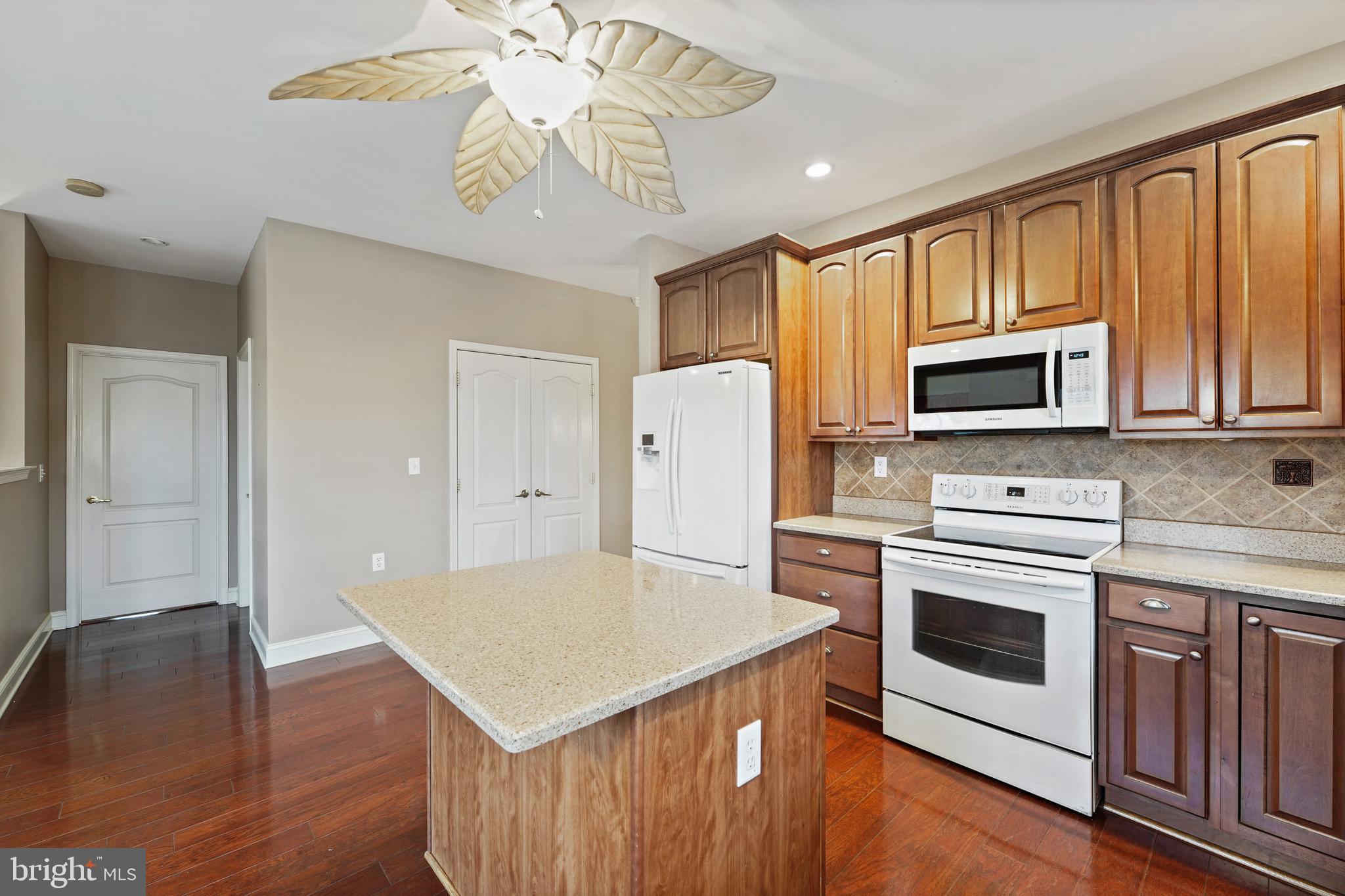 1812 Risser Lane Lancaster, PA 17601 - Photo 14 of 33 Gallery Image 14