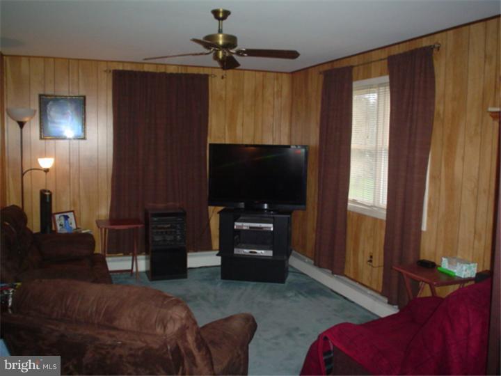 2732 Clymer Road Hatfield, PA 19440 - Photo 11 of 16 In-law Suite
