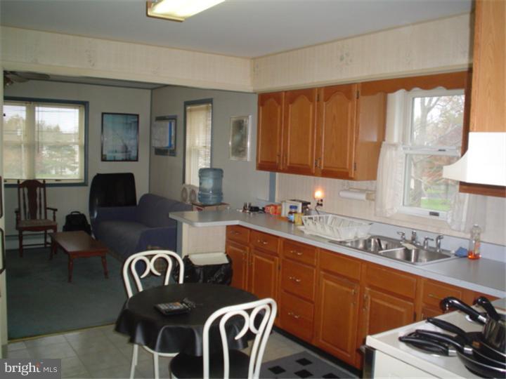 2732 Clymer Road Hatfield, PA 19440 - Photo 10 of 16 In-law Suite