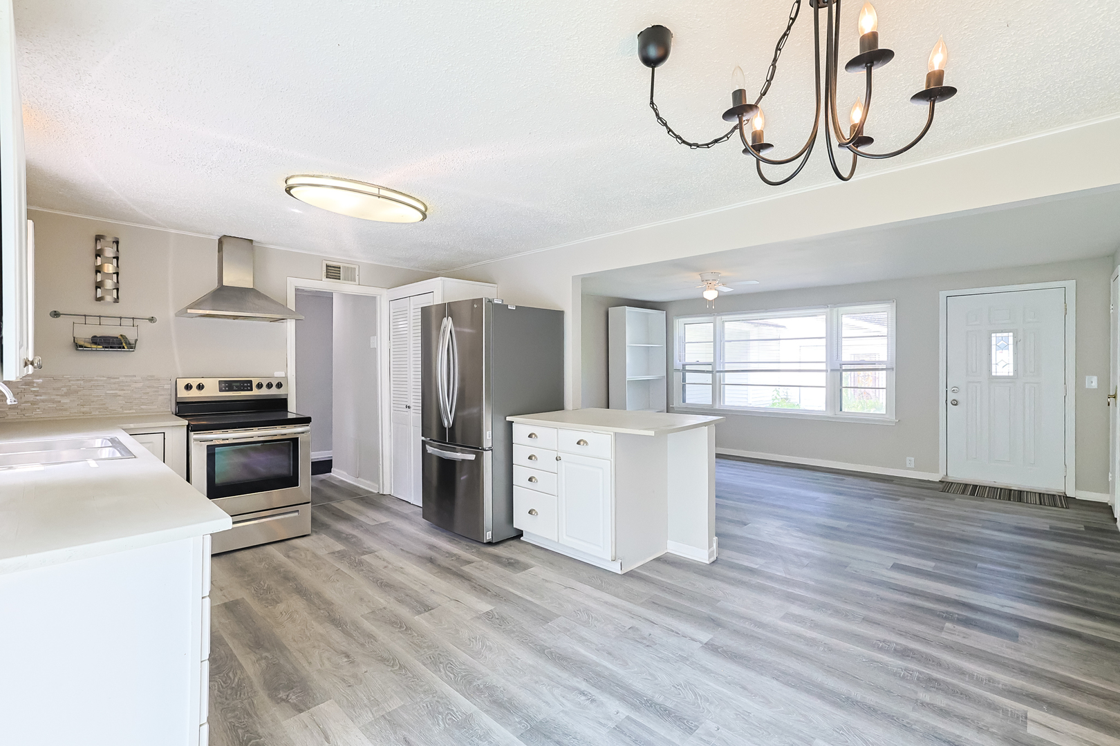 13065 West Blanchard Road Waukegan, IL 60087 - Photo 11 of 35