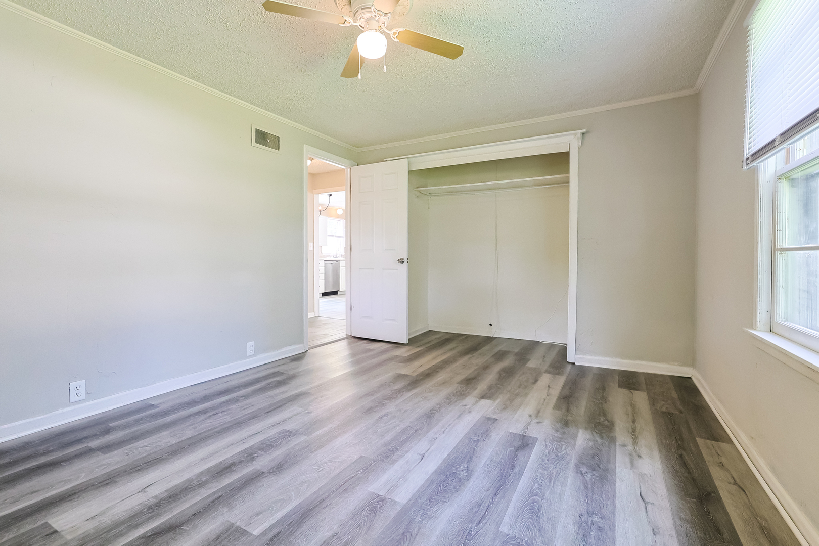 13065 West Blanchard Road Waukegan, IL 60087 - Photo 22 of 35