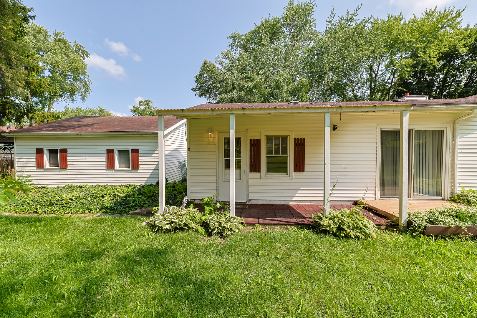 13065 West Blanchard Road Waukegan, IL 60087 - Photo 5 of 35