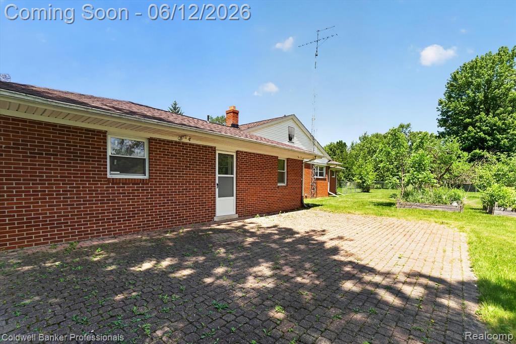 8245 Fenton Road Grand Blanc, MI 48439 - Photo 40 of 49