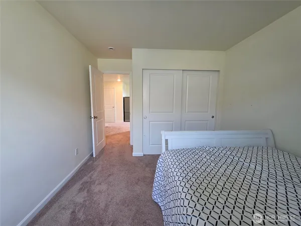 $3,000 | 28412 77th Drive Northwest, Stanwood, WA 98292