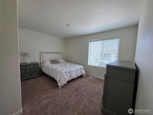 $3,000 | 28412 77th Drive Northwest, Stanwood, WA 98292