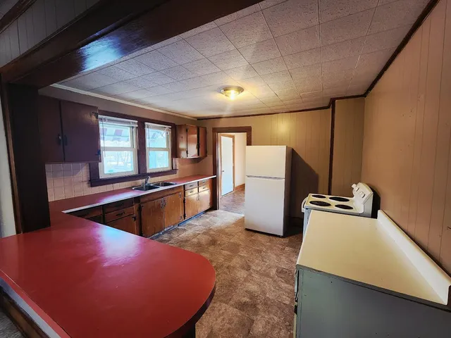 an empty room with window