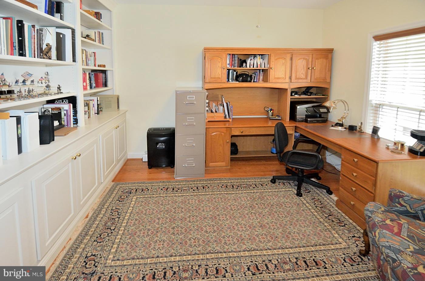 8556 Bauer Circle Springfield, VA 22152 - Photo 11 of 30 Interior (General)