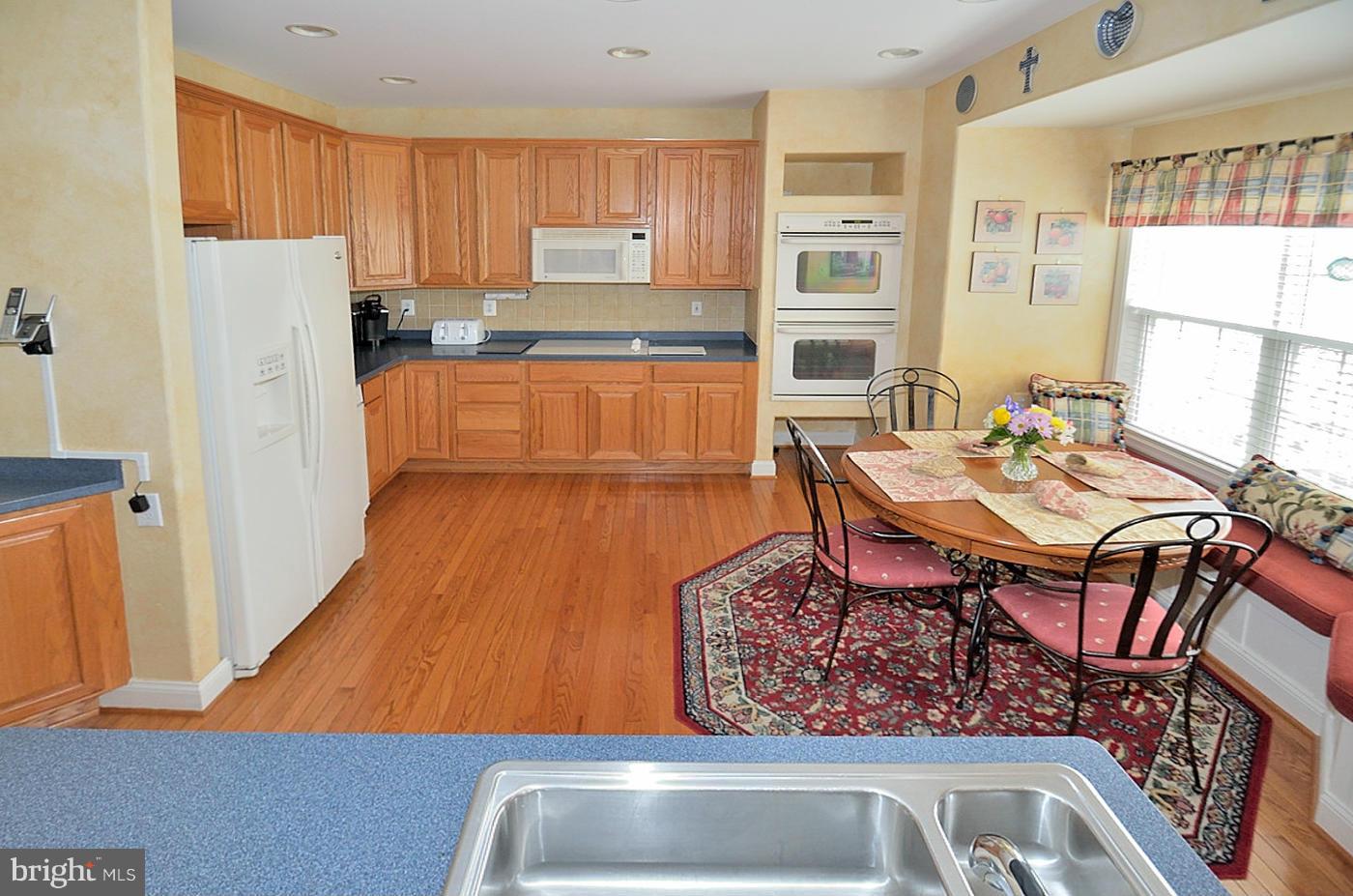 8556 Bauer Circle Springfield, VA 22152 - Photo 15 of 30 Kitchen