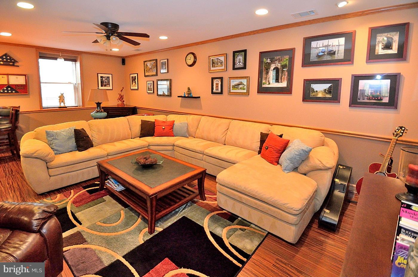 8556 Bauer Circle Springfield, VA 22152 - Photo 18 of 30 Interior (General)
