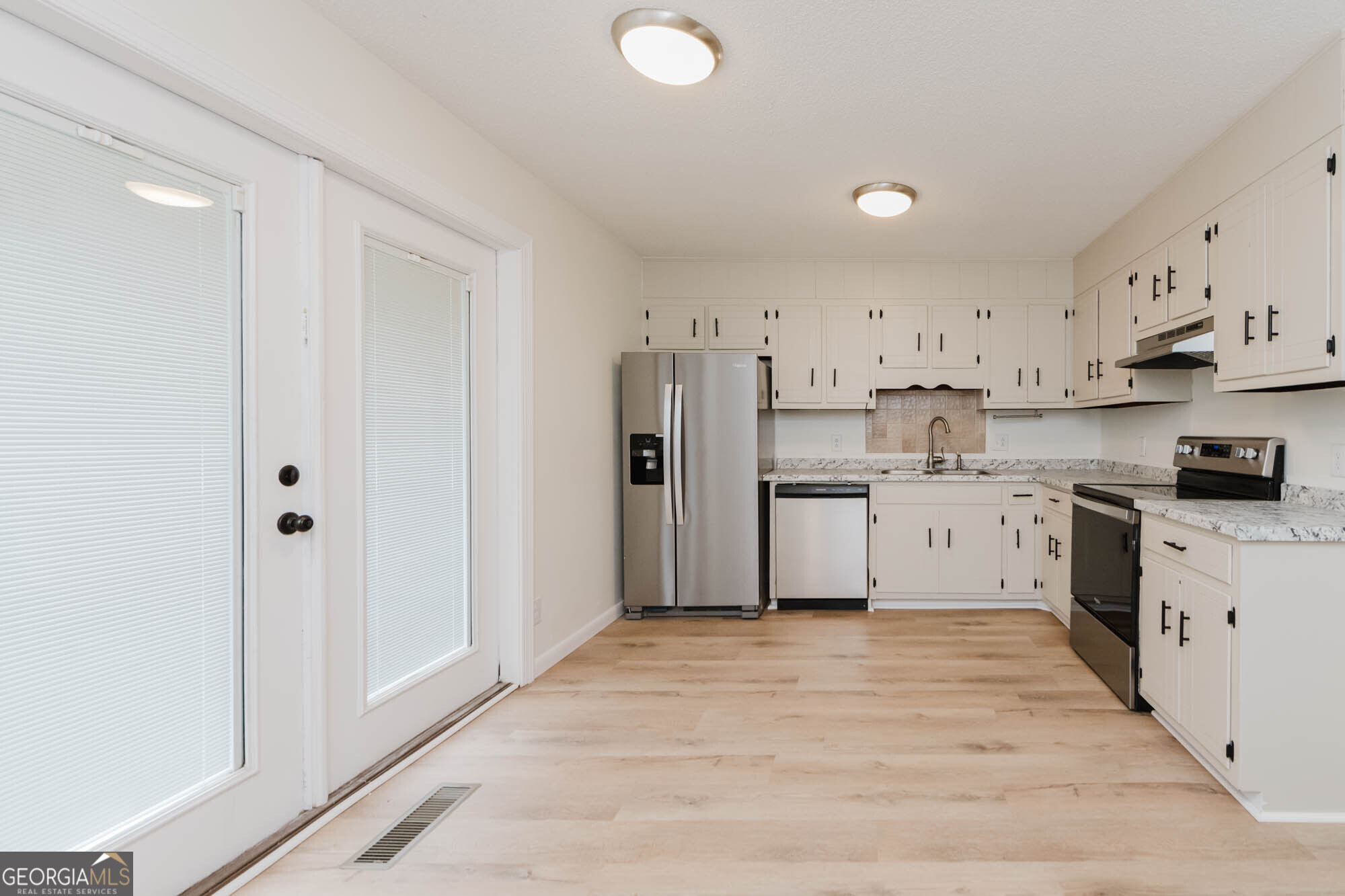 410 Frank Satterfield Road Perry, GA 31069 - Photo 7 of 26