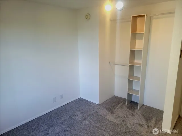 $347,950 | 18100 15th Avenue Northeast, Unit C218, Shoreline, WA 98155