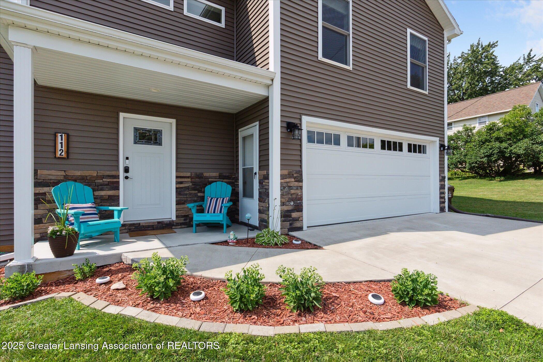 112 East Barber Street Ithaca, MI 48847 - Photo 11 of 41 06-112-E-Barber-St-Ithaca-MI-48847-Windo