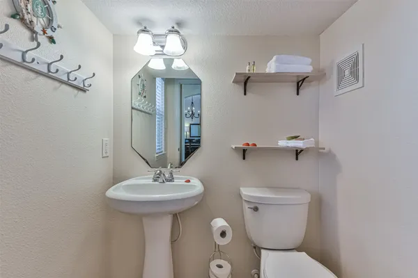 $3,680 | 1815 28th Street, Galveston, TX 77550