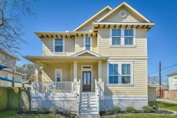 $3,680 | 1815 28th Street, Galveston, TX 77550