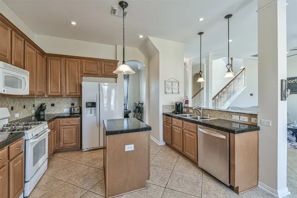 $3,680 | 1815 28th Street, Galveston, TX 77550