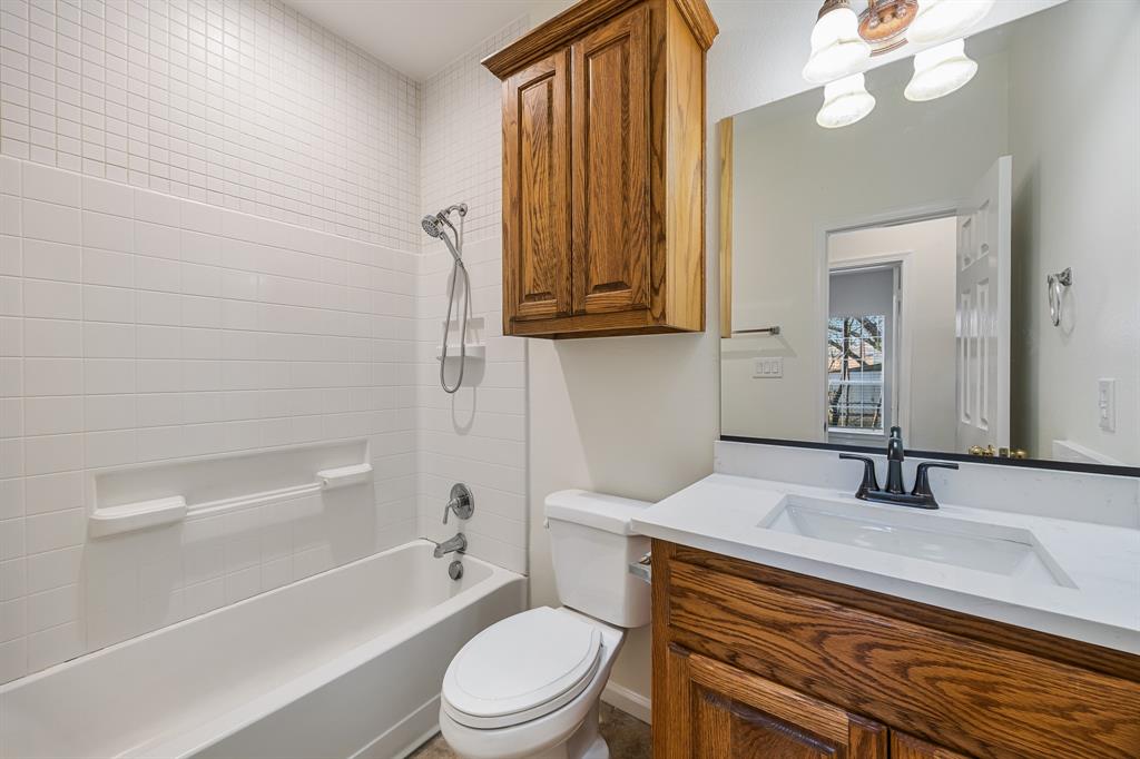 11504 Seagoville Road Balch Springs, TX 75180 - Photo 14 of 25