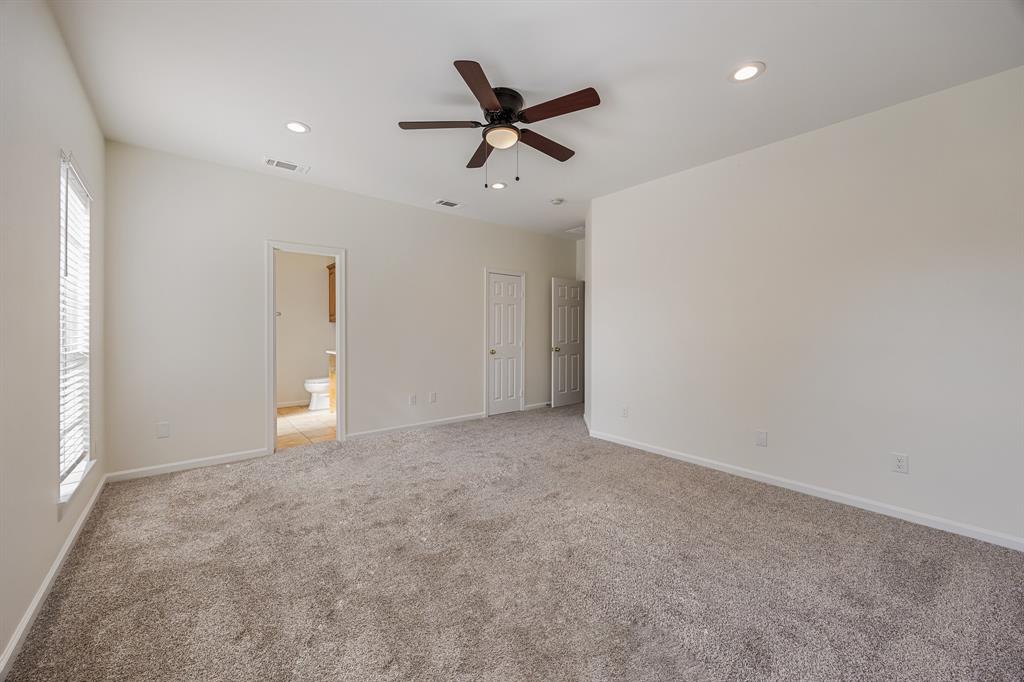 11504 Seagoville Road Balch Springs, TX 75180 - Photo 16 of 25