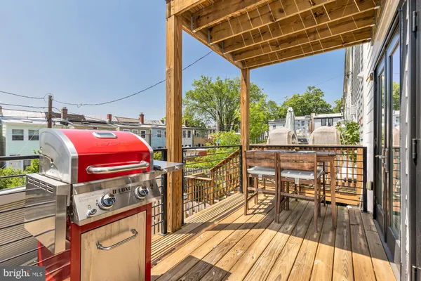 $5,600 | 4008 Marlboro Place Northwest, Washington, DC 20011