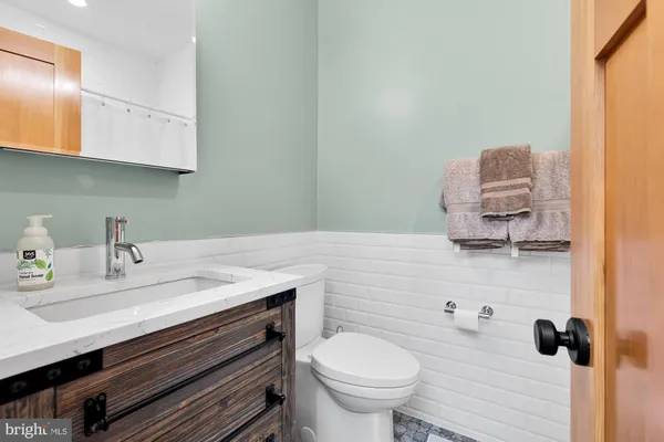 $5,600 | 4008 Marlboro Place Northwest, Washington, DC 20011