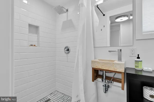 $5,600 | 4008 Marlboro Place Northwest, Washington, DC 20011