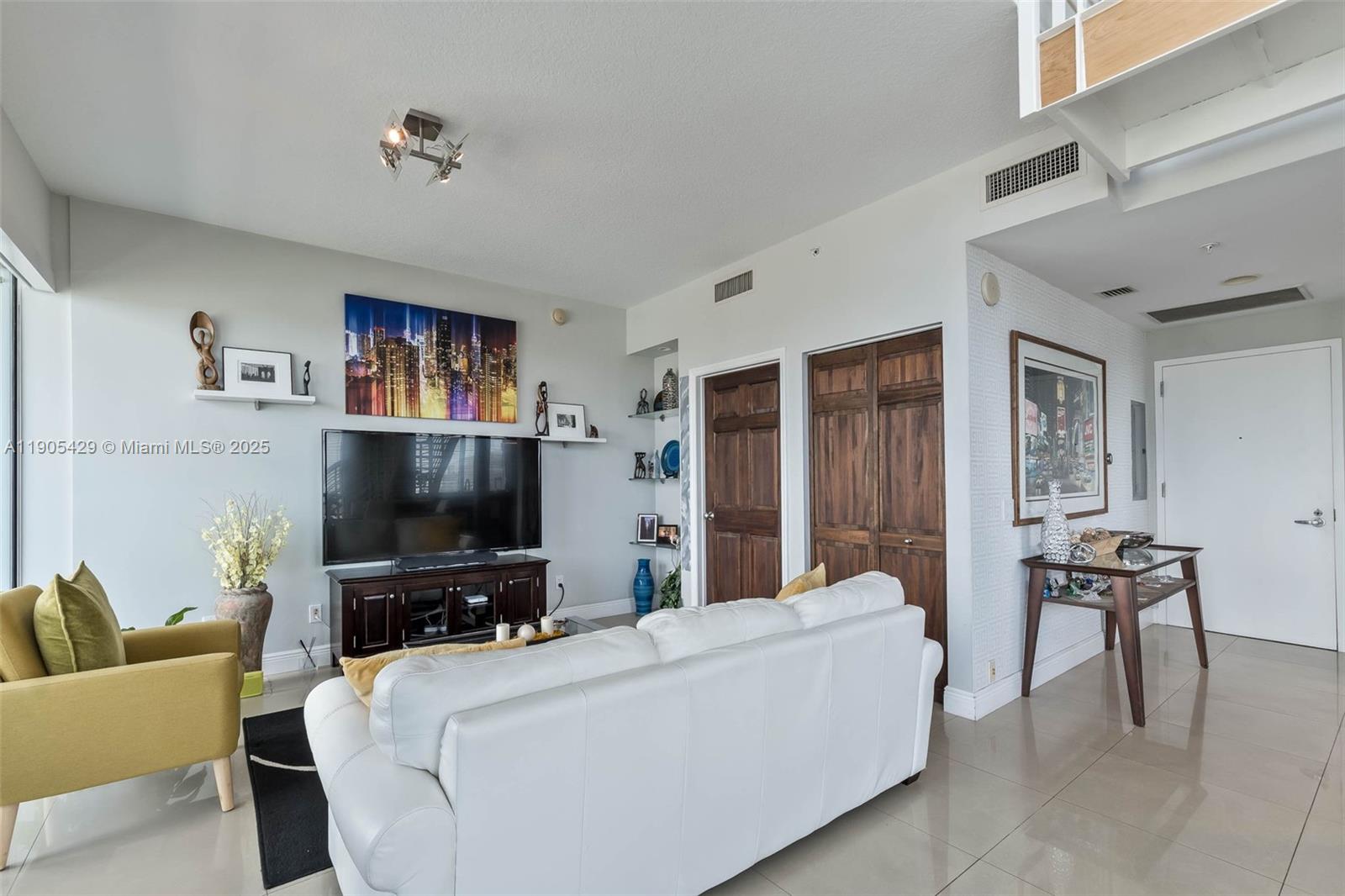 60 Southwest 13th Street, Unit 3401 Miami, FL 33130 - Photo 17 of 42 One of 3 full bathrooms. Consider converting this to a 3 rd bedroom?