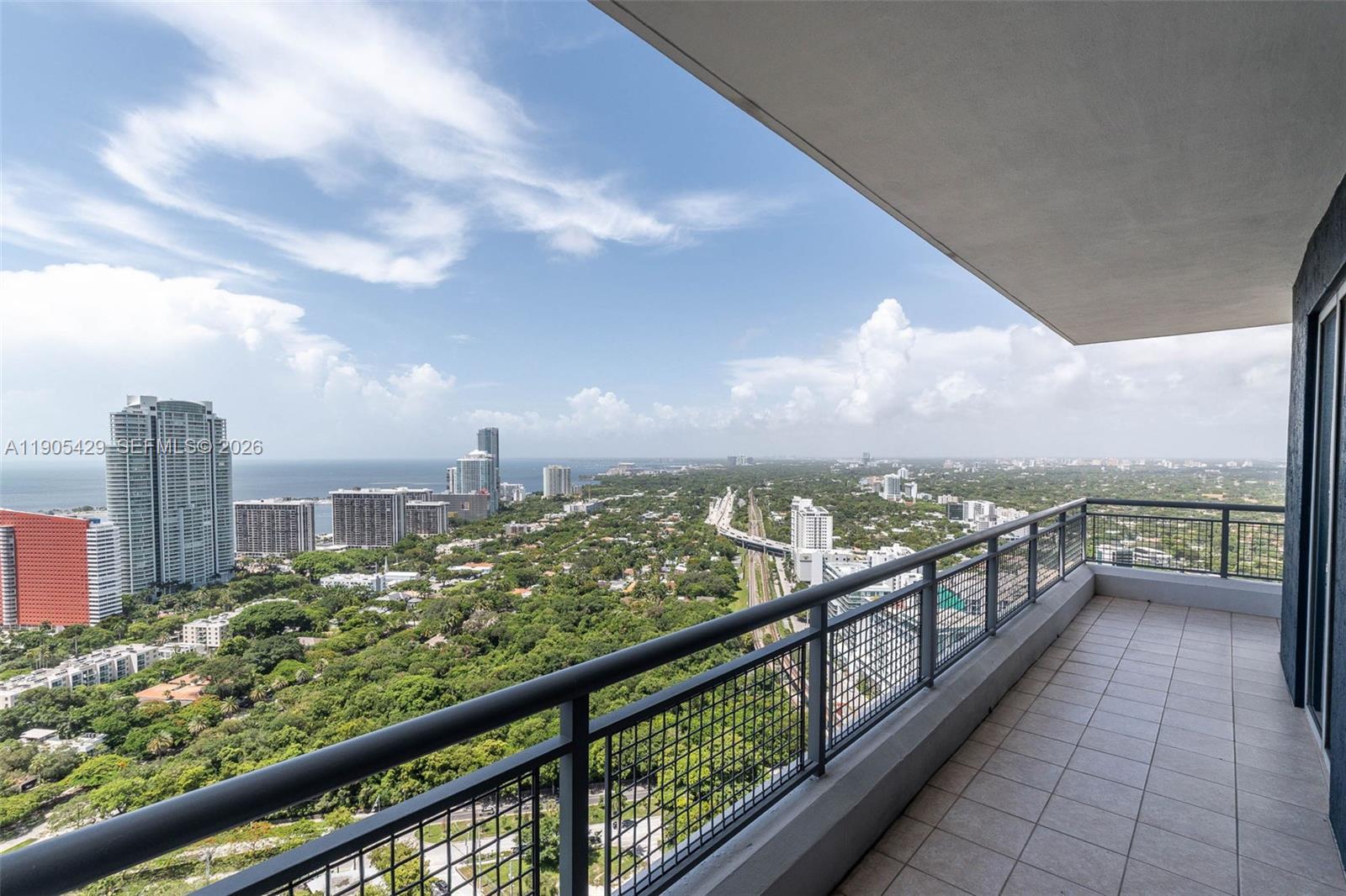 60 Southwest 13th Street, Unit 3401 Miami, FL 33130 - Photo 4 of 42