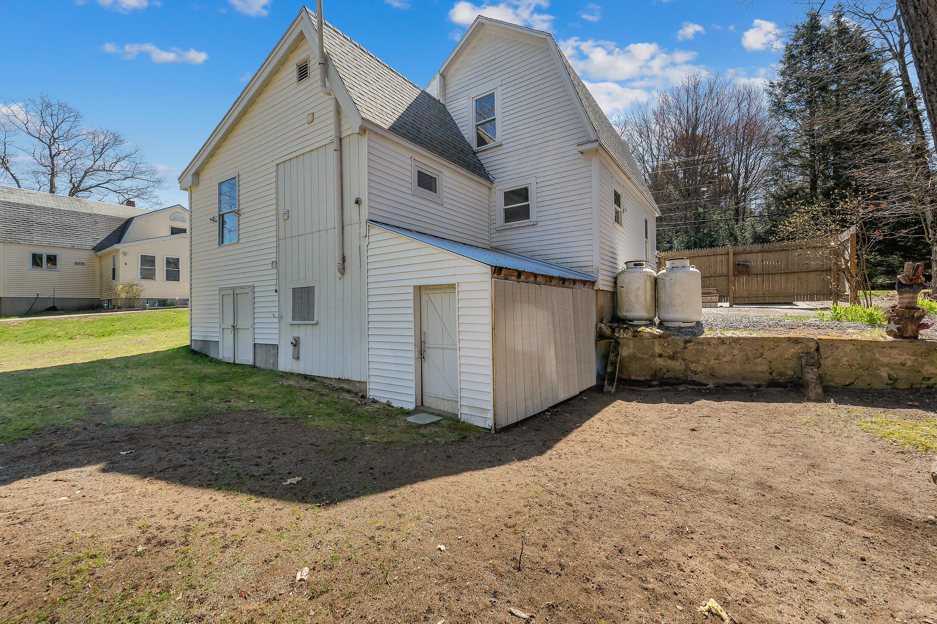 154 Middlesex Road Topsham, ME 04086 - Photo 28 of 36 Back of home