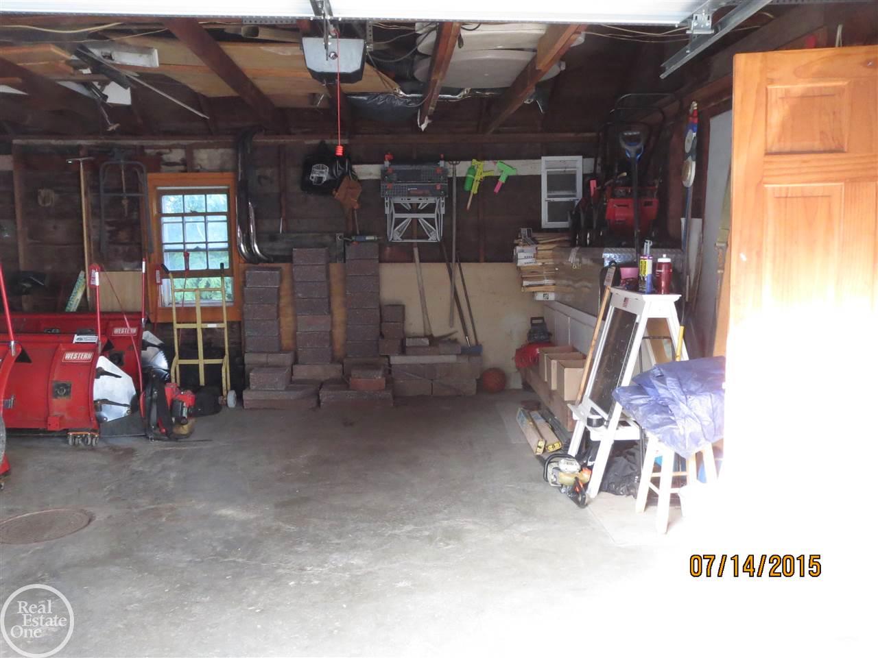 3143 Walnut Lake Road West Bloomfield, MI 48322 - Photo 56 of 64