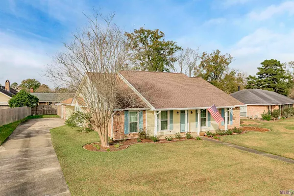 $2,100 | 10859 Cal Road, Baton Rouge, LA 70809
