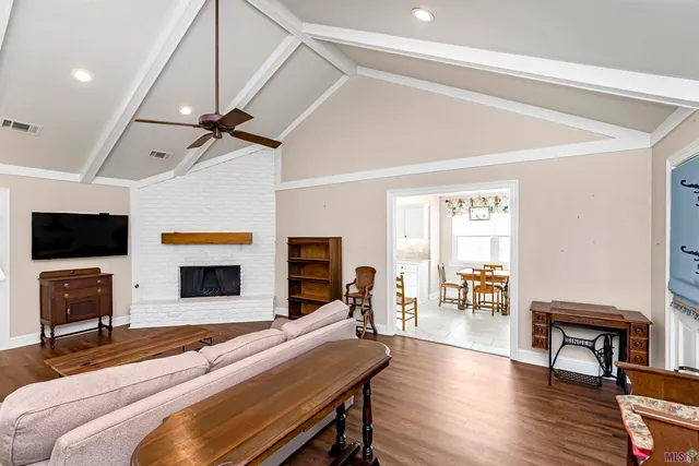 $2,500 | 10859 Cal Road, Baton Rouge, LA 70809