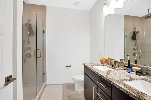 $6,000 | 2506 West Cleveland Street, Unit 9, Tampa, FL 33609