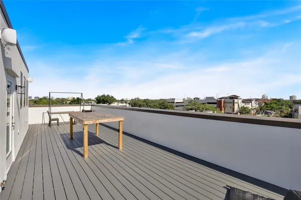 $6,000 | 2506 West Cleveland Street, Unit 9, Tampa, FL 33609