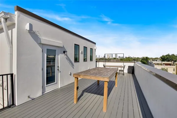 $6,000 | 2506 West Cleveland Street, Unit 9, Tampa, FL 33609