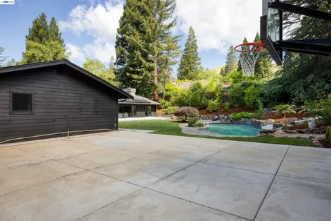 $2,988,000 | 2170 Deer Oak Way, Danville, CA 94506