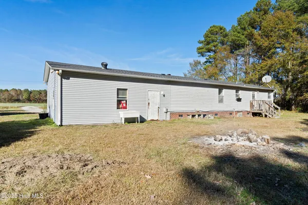 $185,000 | 1224 Highway 11, Willard, NC 28478