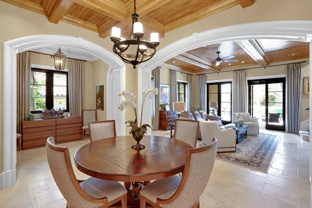 $5,500,000 | 308 Villa Drive, Jupiter, FL 33477