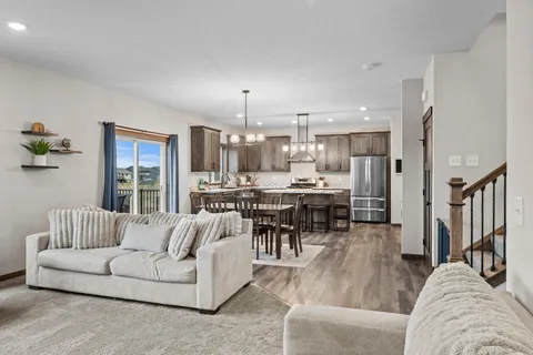 $565,000 | 4130 89th Street, Monticello, MN 55362